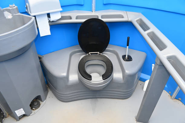 Portable Toilet Options We Offer in Loyal, WI